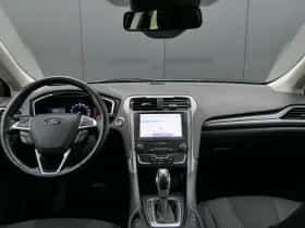 Ford Mondeo (2021) thumbnail 4