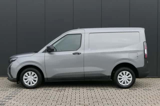 Ford Transit Courier (2024) thumbnail 2