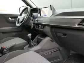 Ford Transit Courier (2024) thumbnail 7