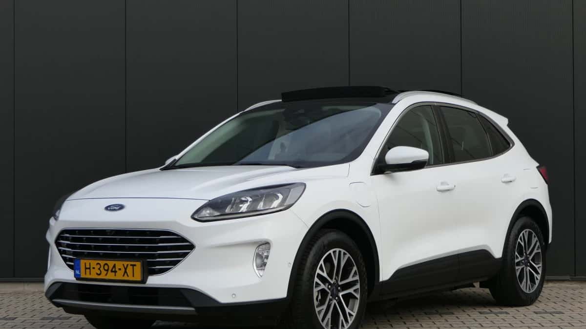 Ford Kuga (2020) — foto 1