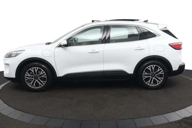 Ford Kuga (2020) thumbnail 2
