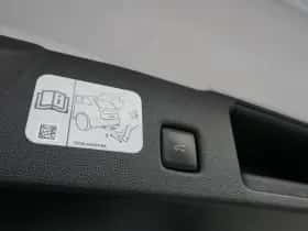 Ford Kuga (2020) thumbnail 11