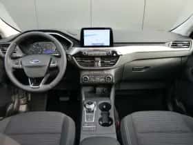 Ford Kuga (2020) thumbnail 4