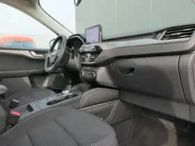 Ford Kuga (2020) thumbnail 6