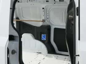 Ford Transit Courier (2024) thumbnail 11