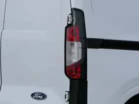 Ford Transit Courier (2024) thumbnail 23