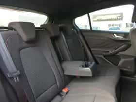 Ford Focus (2021) thumbnail 13