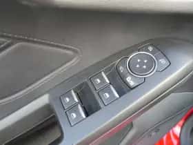 Ford Focus (2021) thumbnail 26