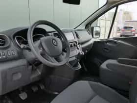 Renault Trafic (2021) thumbnail 15