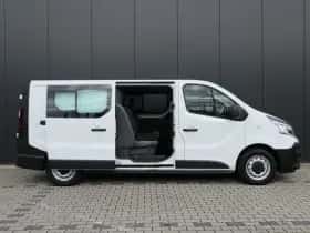 Renault Trafic (2021) thumbnail 3