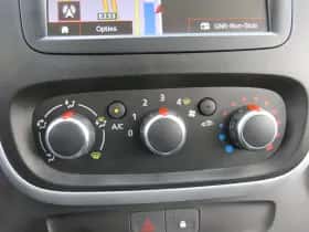 Renault Trafic (2021) thumbnail 9