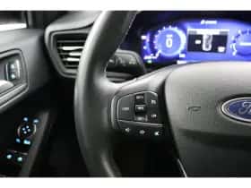 Ford Focus (2021) thumbnail 16