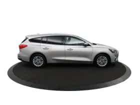 Ford Focus (2021) thumbnail 32