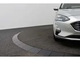 Ford Focus (2021) thumbnail 41