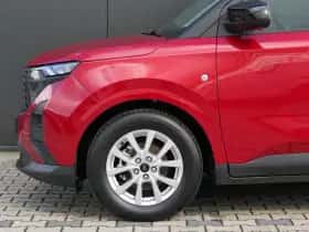 Ford Transit Courier (2024) thumbnail 14