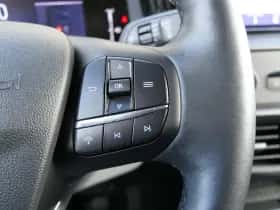 Ford Transit Courier (2024) thumbnail 18