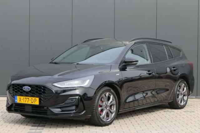 Ford Focus (2023) thumbnail 1