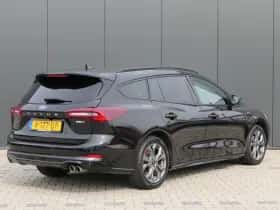Ford Focus (2023) thumbnail 3