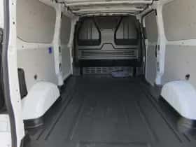 Ford E-Transit Custom (2026) thumbnail 11