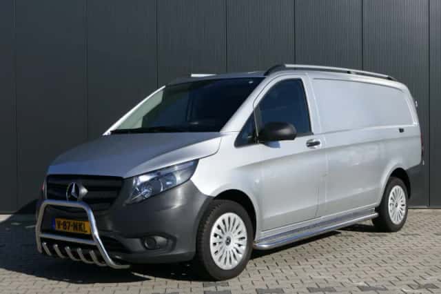 Mercedes-Benz eVito (2020) thumbnail 1
