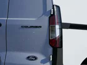 Ford E-Transit Courier (2026) thumbnail 25