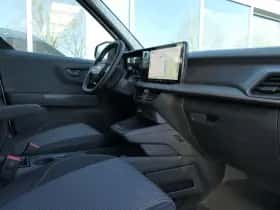 Ford E-Transit Courier (2026) thumbnail 7