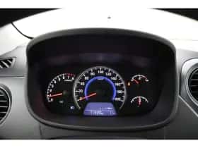 Hyundai i10 (2019) thumbnail 12