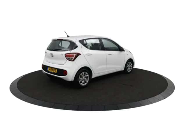 Hyundai i10 (2019) thumbnail 3