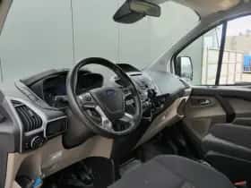 Ford Transit Custom (2017) thumbnail 16