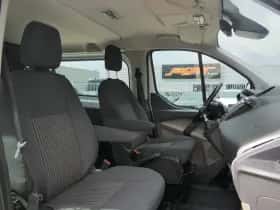 Ford Transit Custom (2017) thumbnail 8