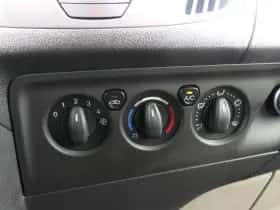 Ford Transit Custom (2017) thumbnail 9