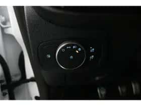 Ford Fiesta (2022) thumbnail 38