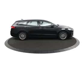 Ford Mondeo (2022) thumbnail 23