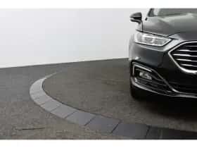 Ford Mondeo (2022) thumbnail 37