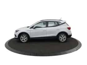 SEAT Arona (2019) thumbnail 2