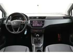 SEAT Arona (2019) thumbnail 4