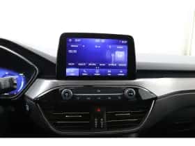 Ford Kuga (2021) thumbnail 24