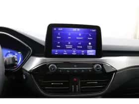Ford Kuga (2021) thumbnail 33