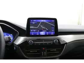 Ford Kuga (2021) thumbnail 5