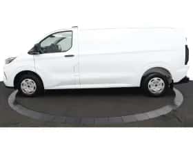Ford Transit Custom (2024) thumbnail 2
