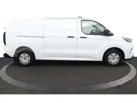 Ford Transit Custom (2024) thumbnail 3