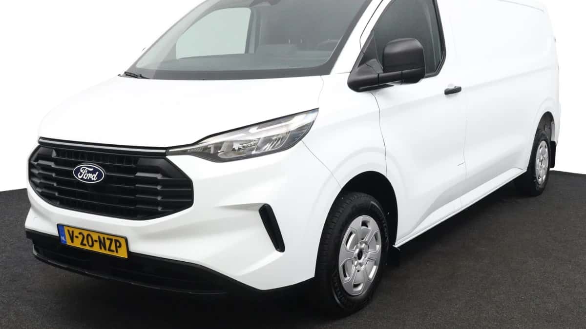 Ford Transit Custom (2024) — foto 1