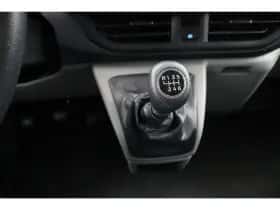Ford Transit Custom (2024) thumbnail 19