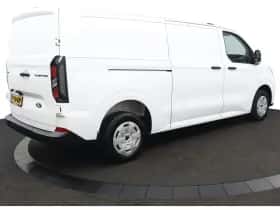 Ford Transit Custom (2024) thumbnail 4