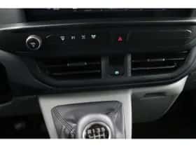 Ford Transit Custom (2024) thumbnail 33