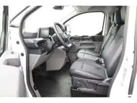 Ford Transit Custom (2024) thumbnail 8