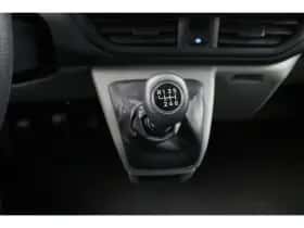Ford Transit Custom (2024) thumbnail 18