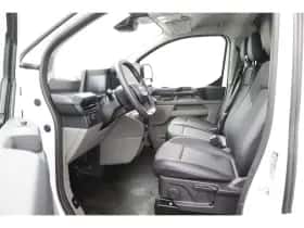 Ford Transit Custom (2024) thumbnail 7