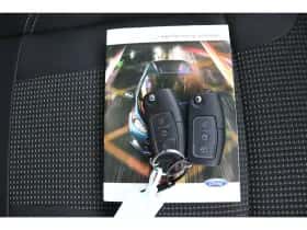 Ford Fiesta (2016) thumbnail 35