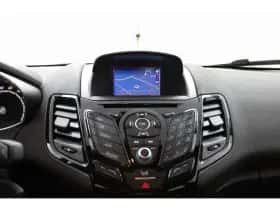 Ford Fiesta (2016) thumbnail 5